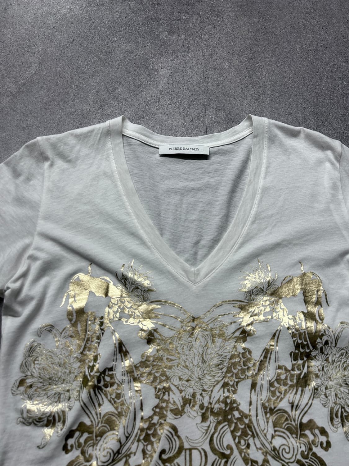 피에르 발망 골드 크레스트 브이넥 티셔츠 상품이미지2