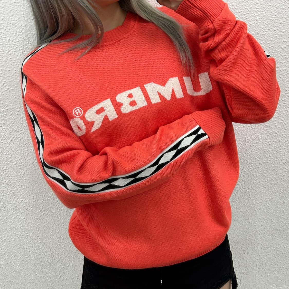 엄브로 센터로고 다이아라인 코랄 니트 95 상품이미지1