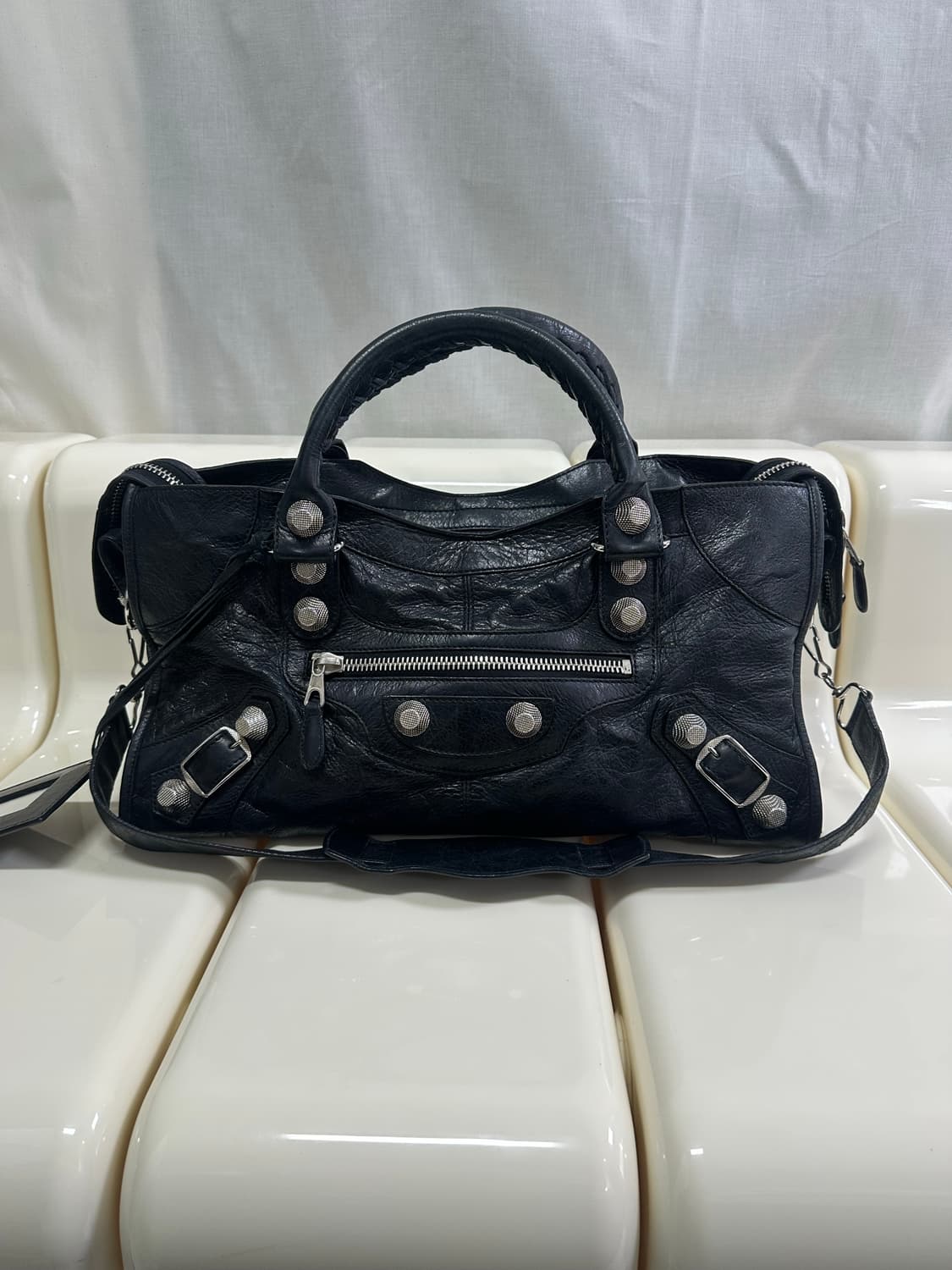 [A 정품] 발렌시아가 자이언트 시티 모터백 파트타임 상품이미지1