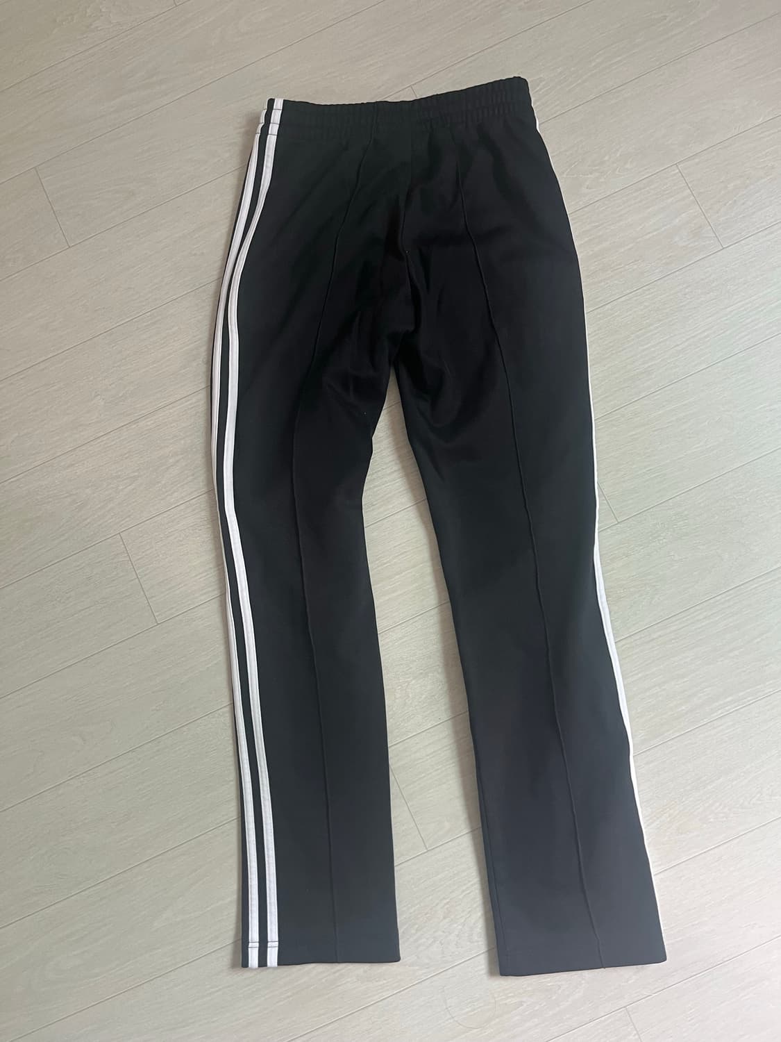 아디다스 유로파 트랙팬츠(블랙, 레드, 여성s) 상품이미지2