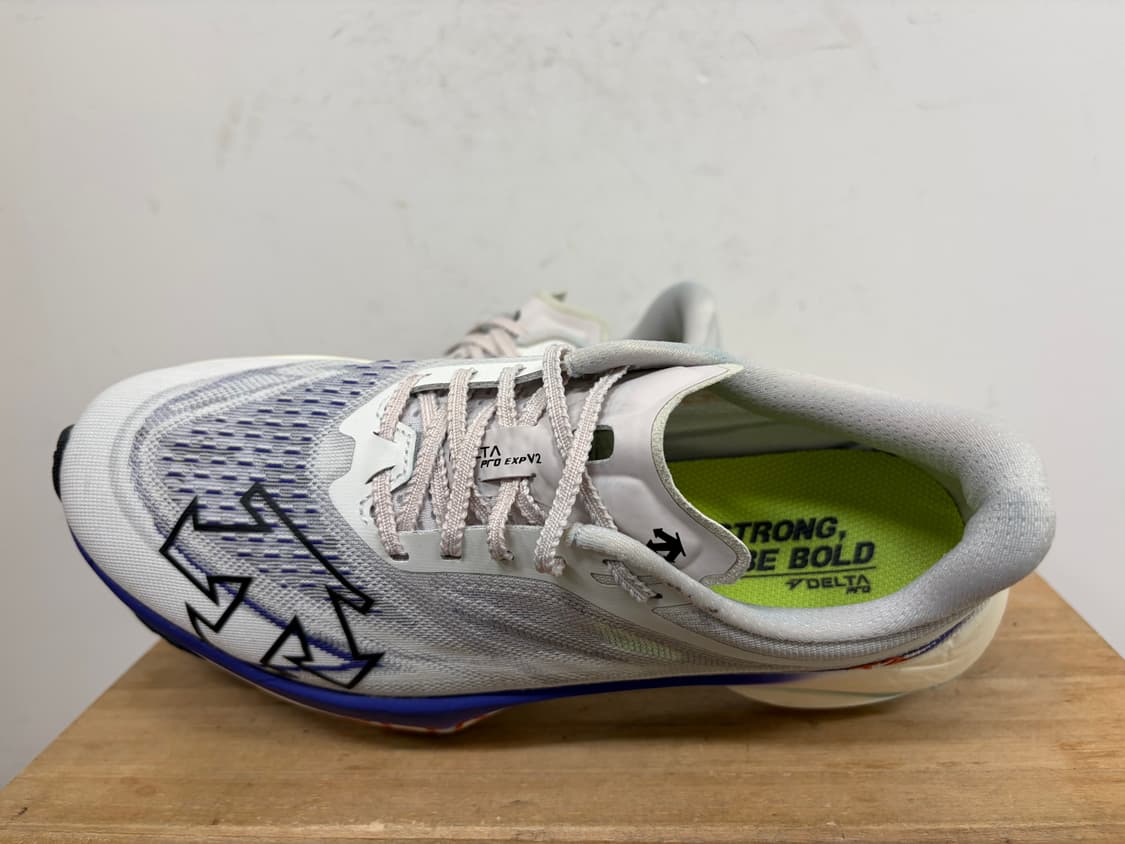 데상트 델타프로 exp v2 런닝화 260 상품이미지8