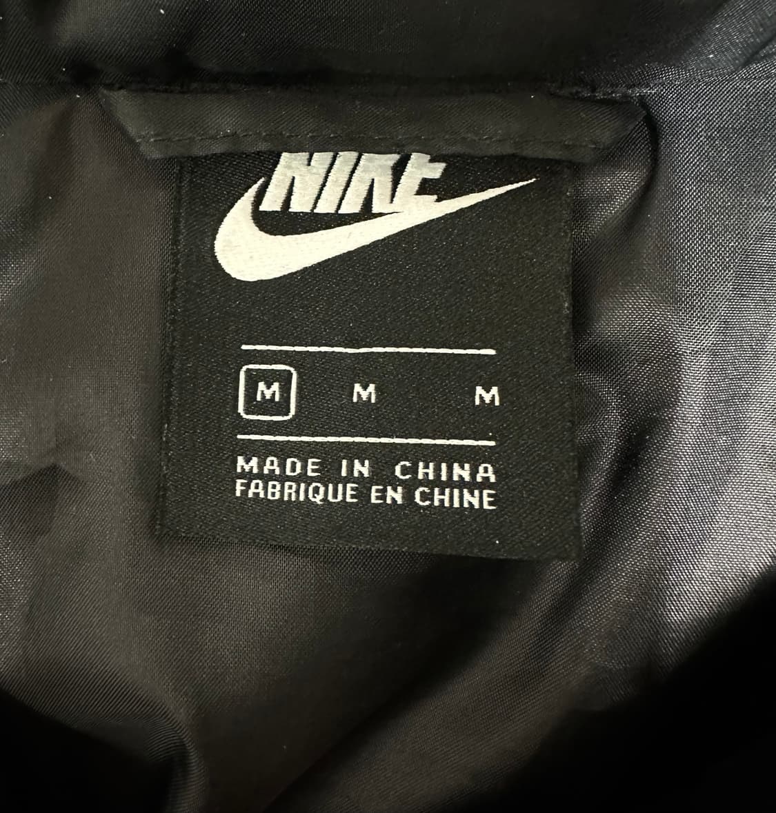 나이키 메탈릭 실버 푸퍼 패딩 상품이미지5