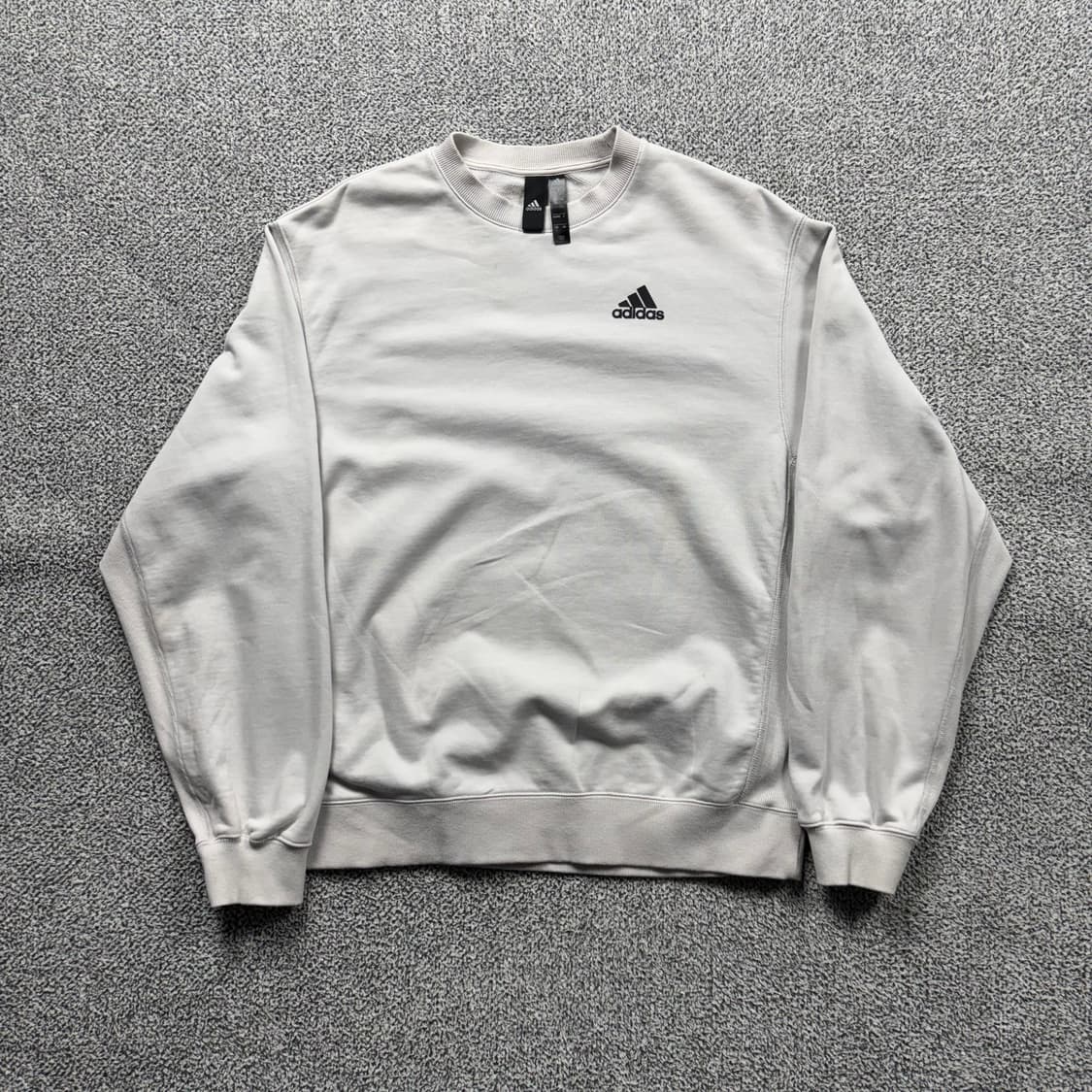 아디다스 이큅먼트 백삼선 맨투맨 상품이미지1