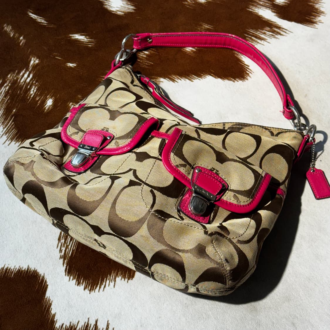 코치 y2k 호보백 숄더백 핑크 베이지 (OS) 상품이미지4