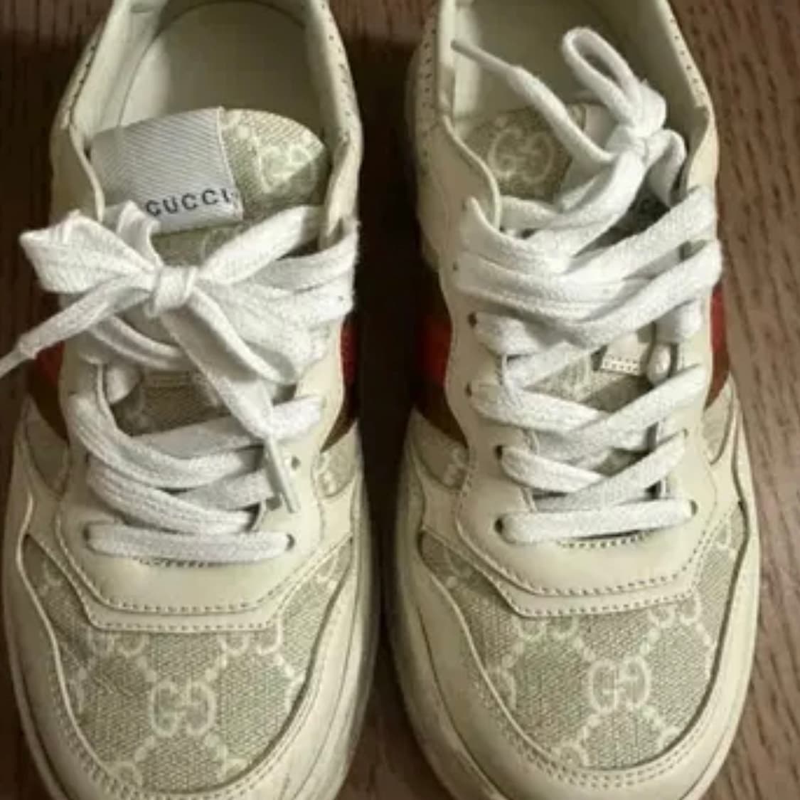구찌 익스클루시브 GG 스니커즈 235사이즈 상품이미지3