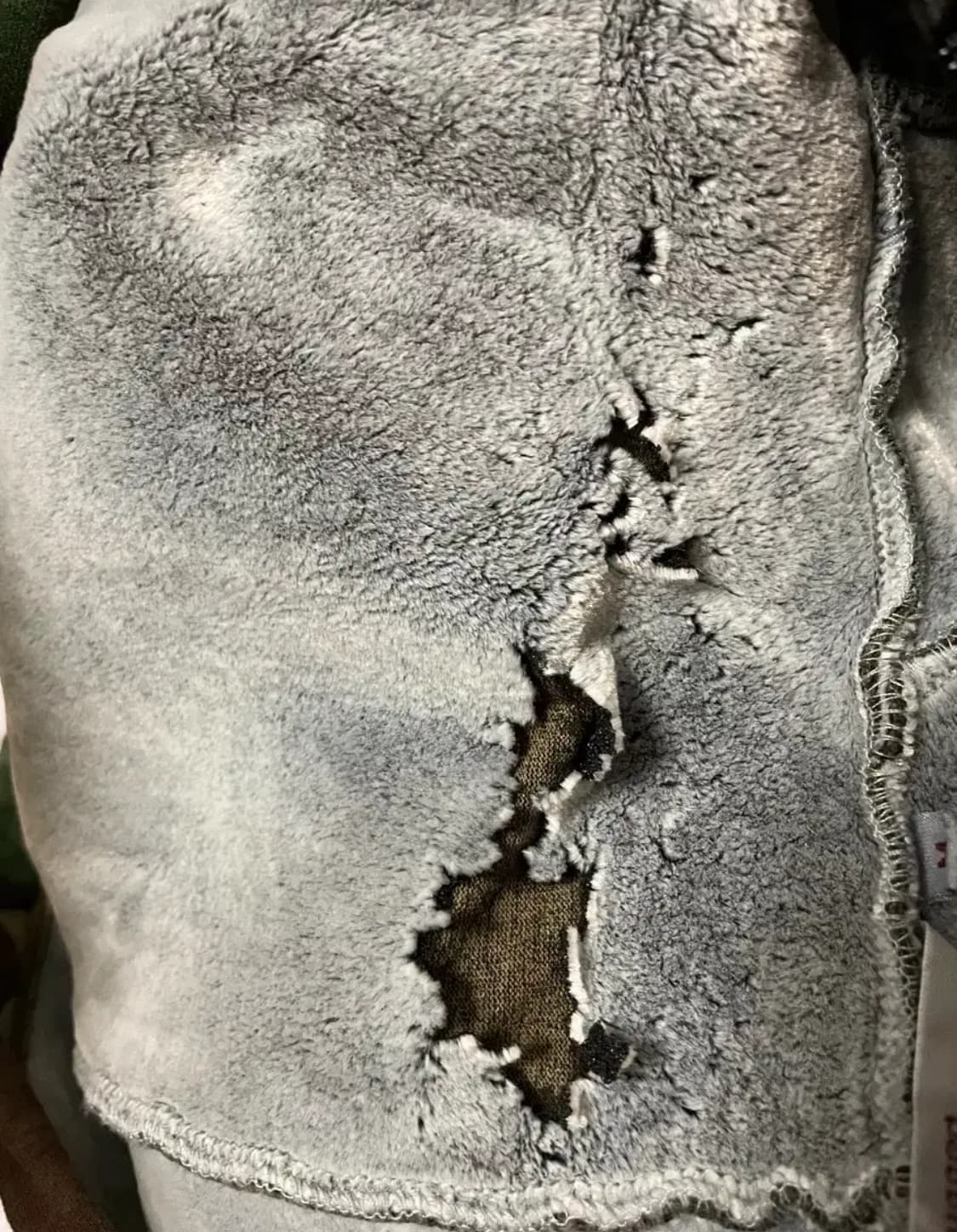 칼하트 카모 후드집업 상품이미지2