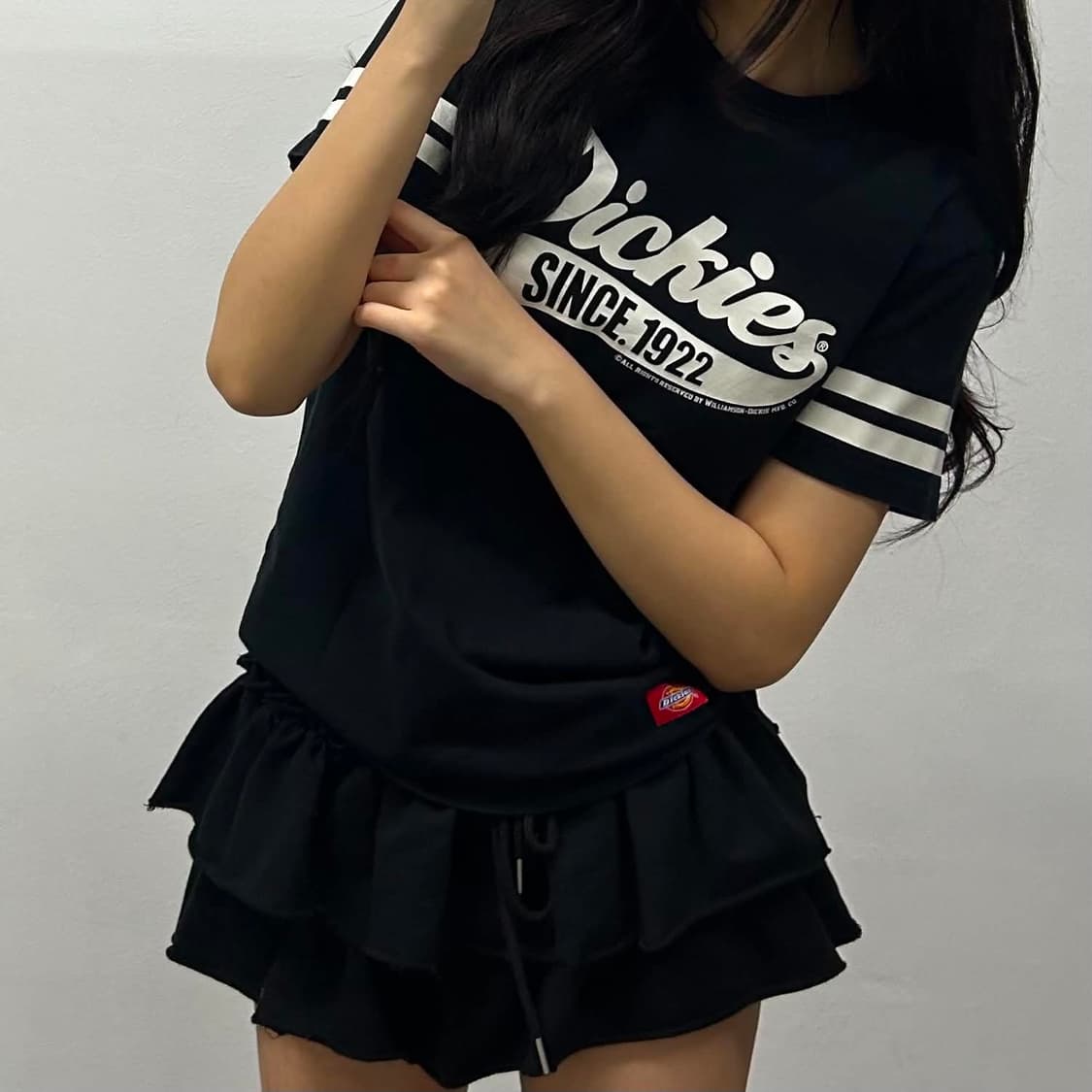 디키즈 y2k 러블리힙 검흰 반팔 티셔츠(SM) 상품이미지1