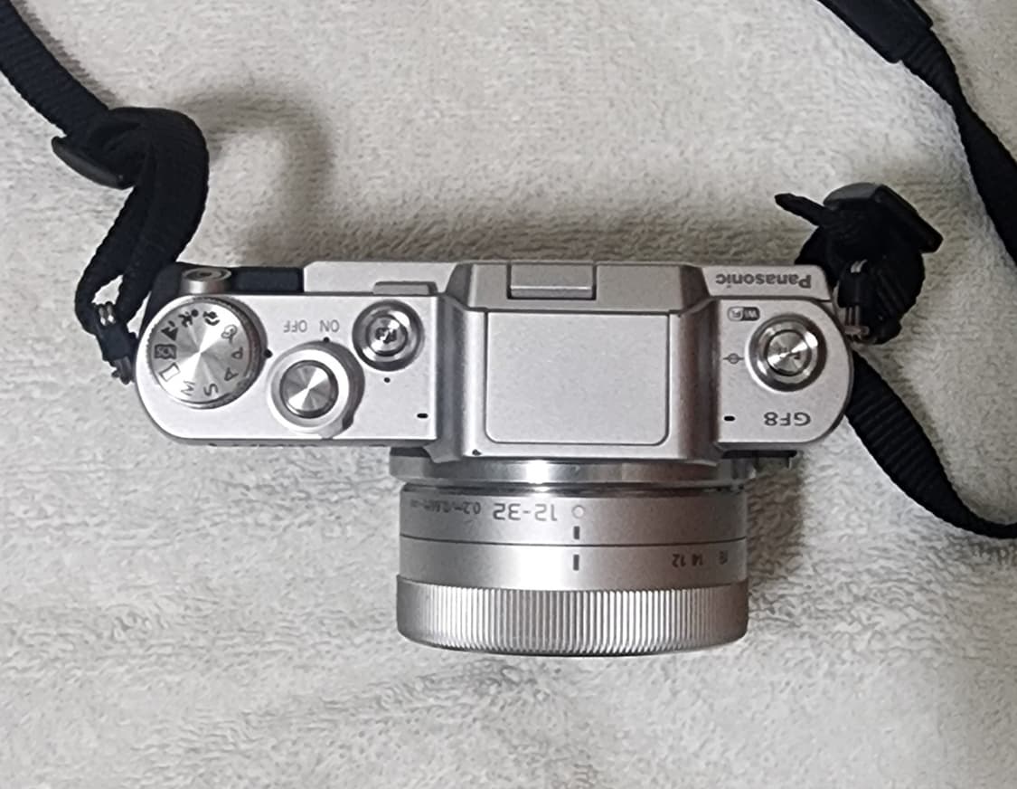 파나소닉 디카 루믹스 GF8 와 12-32mm 렌즈팝니다. 상품이미지5