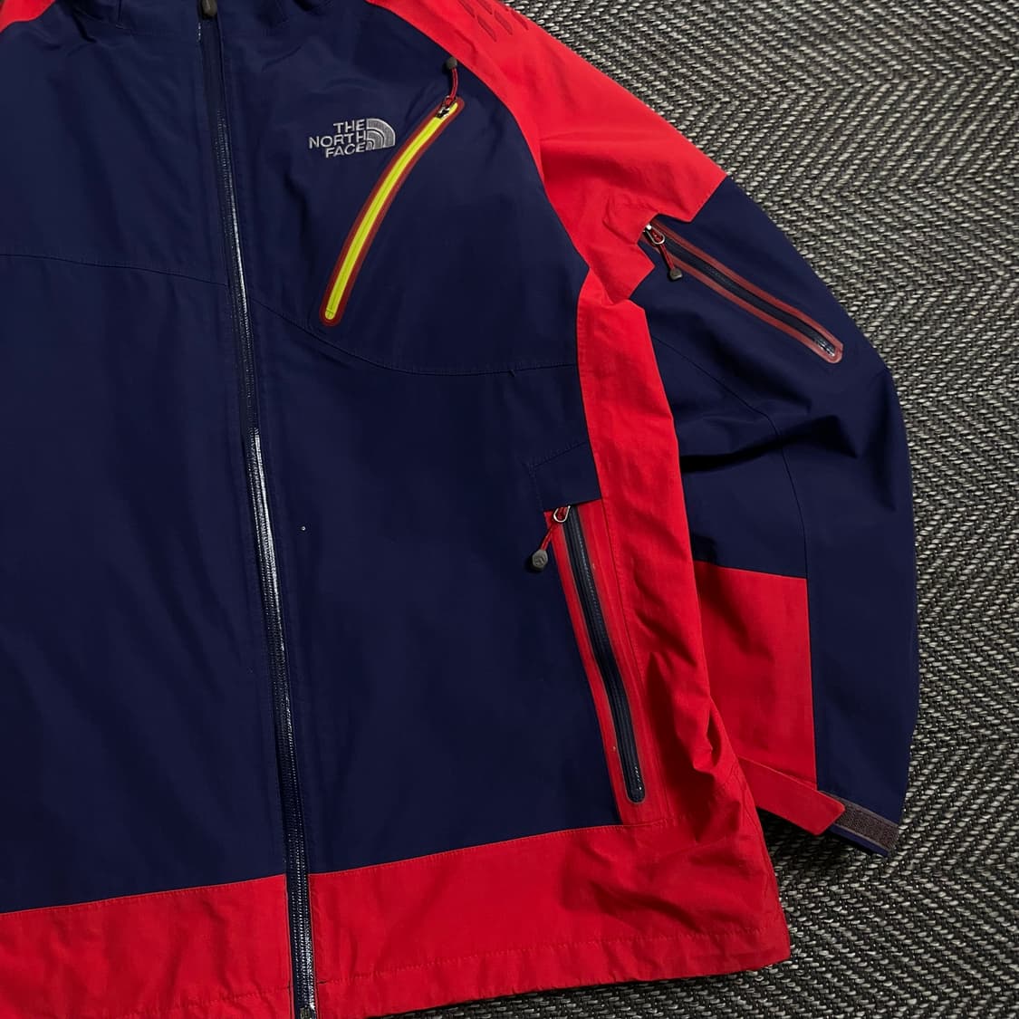 노스페이스 고어텍스 투톤 배색 멀티포켓 마운틴 자켓y 4324 상품이미지3