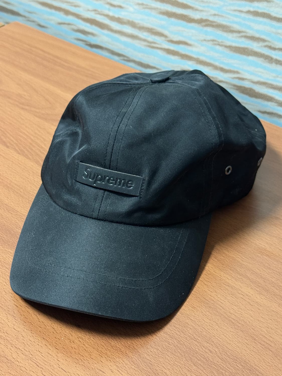 슈프림 레더 패치 6-패널 블랙 - 23SS 상품이미지1