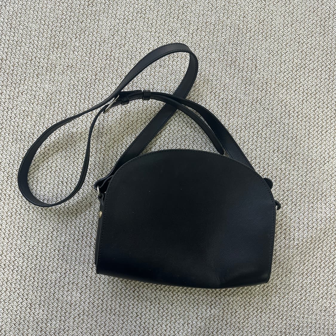 실측확인 아페쎄 하프문백 0407D 상품이미지2