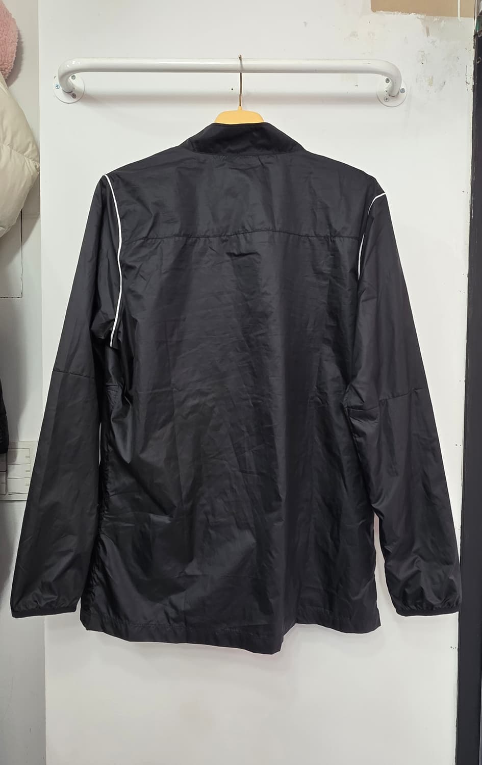 나이키 남성 바람막이 상품이미지2