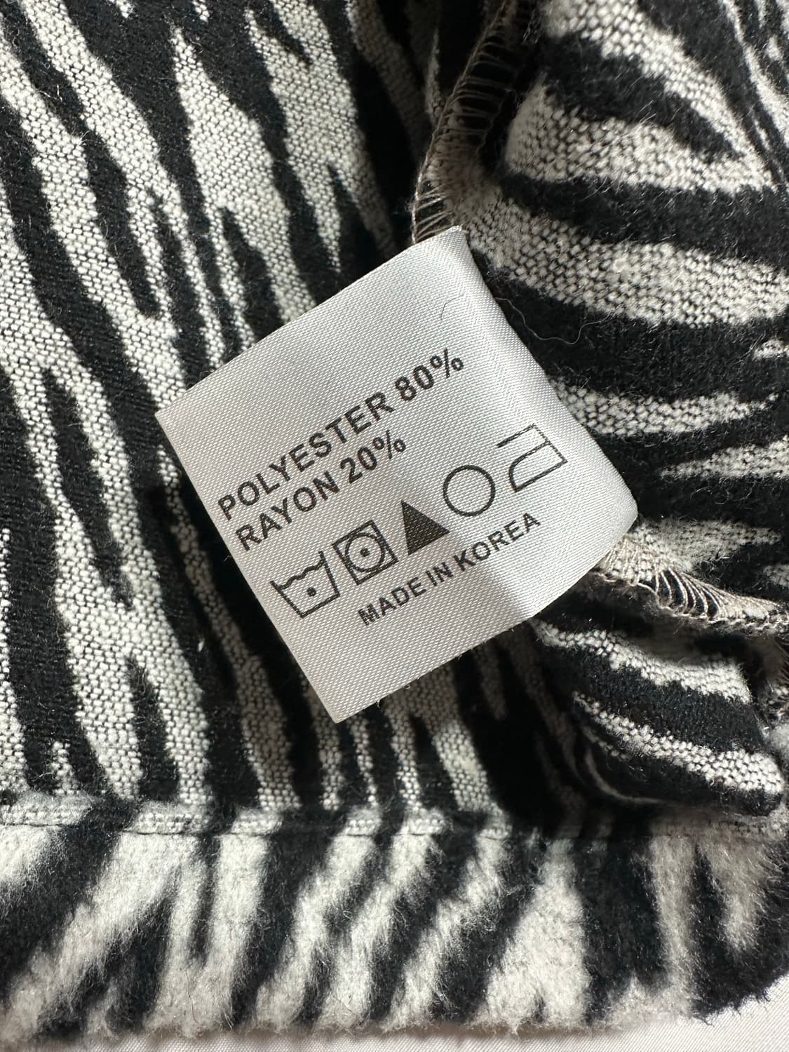 Crunky youth 지브라 모헤어 크롭 셔츠 상품이미지5