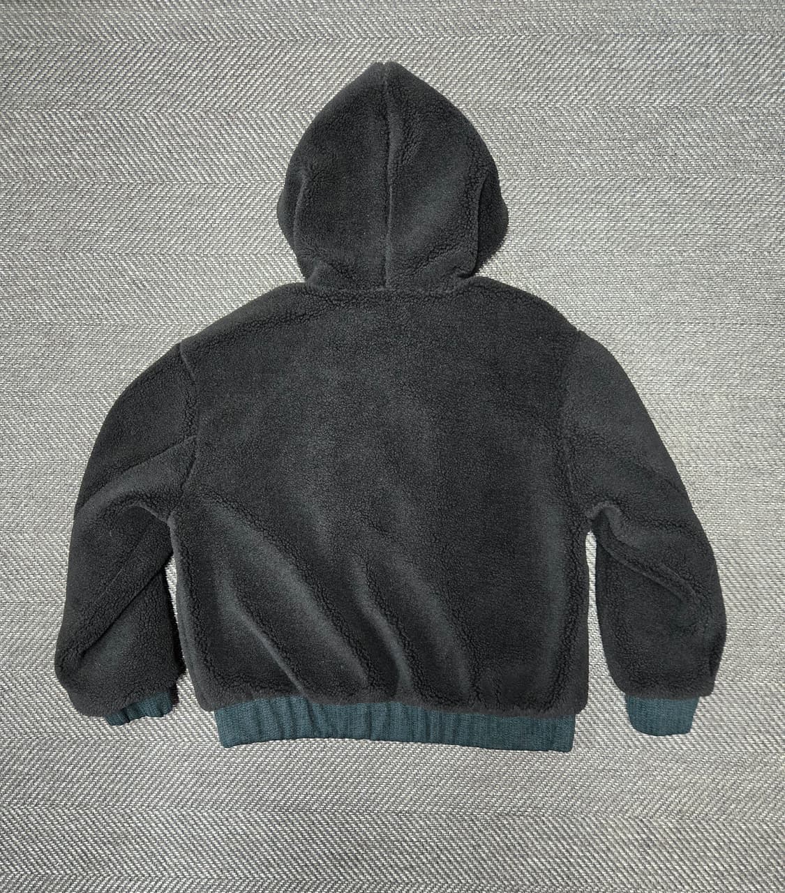 베네통 25ss 여성 뽀글이 후드 패딩 자켓 상품이미지3