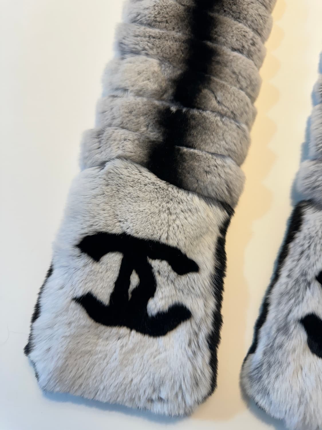 (새상품)샤넬리얼토끼털머플러 상품이미지5