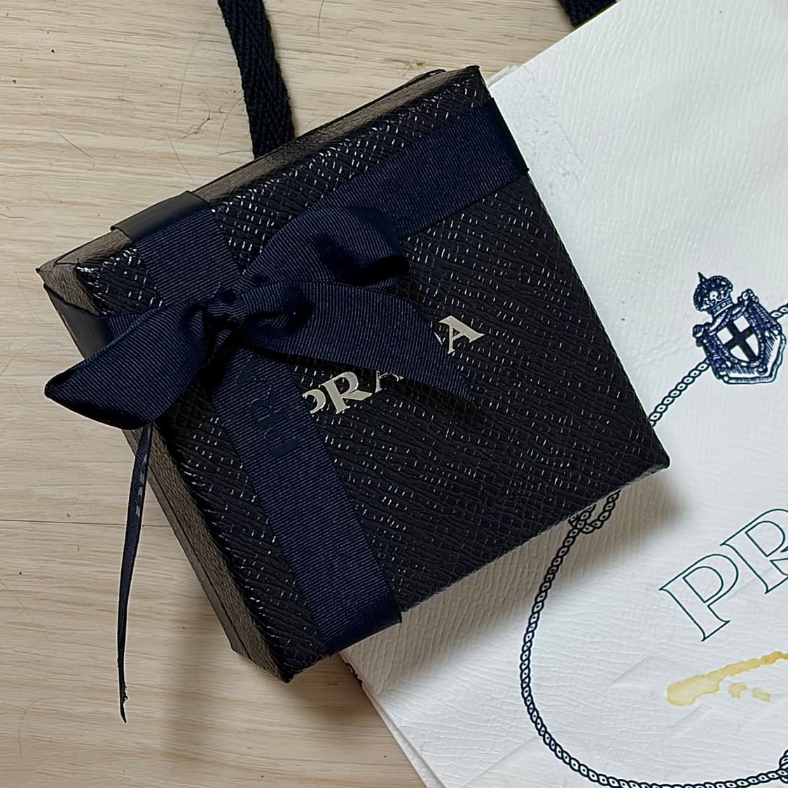 프라다 사피아노 레더 브레이슬릿 블랙 상품이미지3