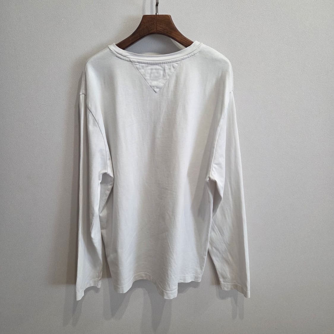 타미진스 화이트 긴팔 티셔츠 L 상품이미지4