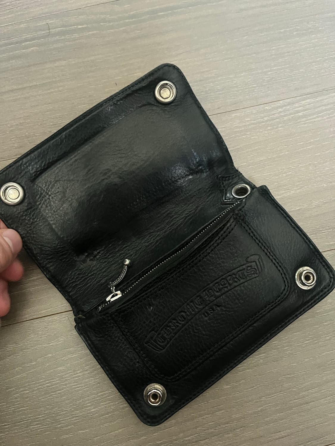 크롬하츠 크로스버튼 크로스패치 레더지갑  상품이미지3