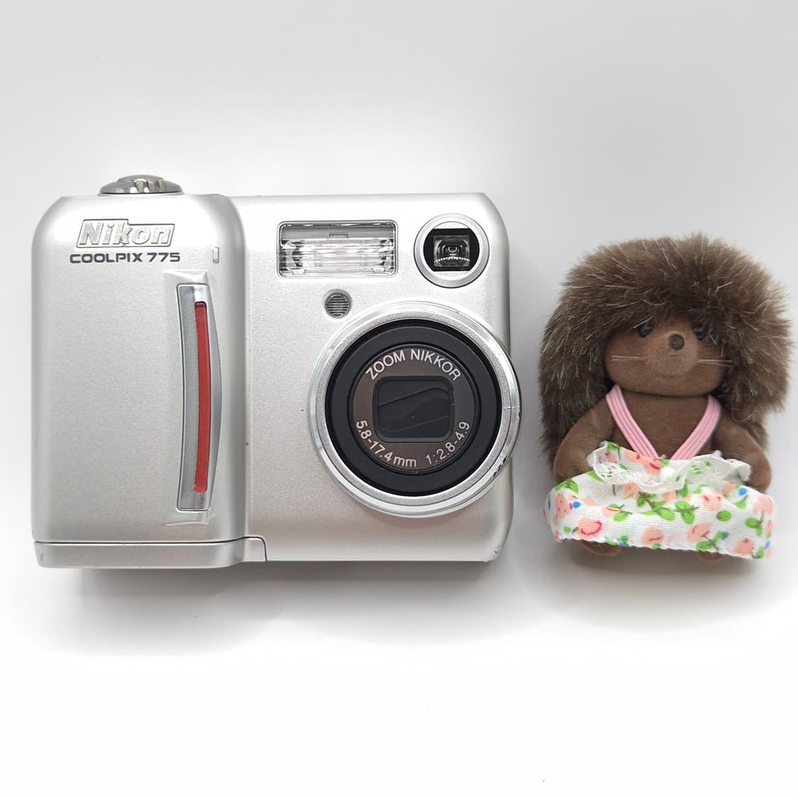 니콘 쿨픽스 775 ✨ 작고 예쁜 클래식 감성디카 💕 상품이미지1