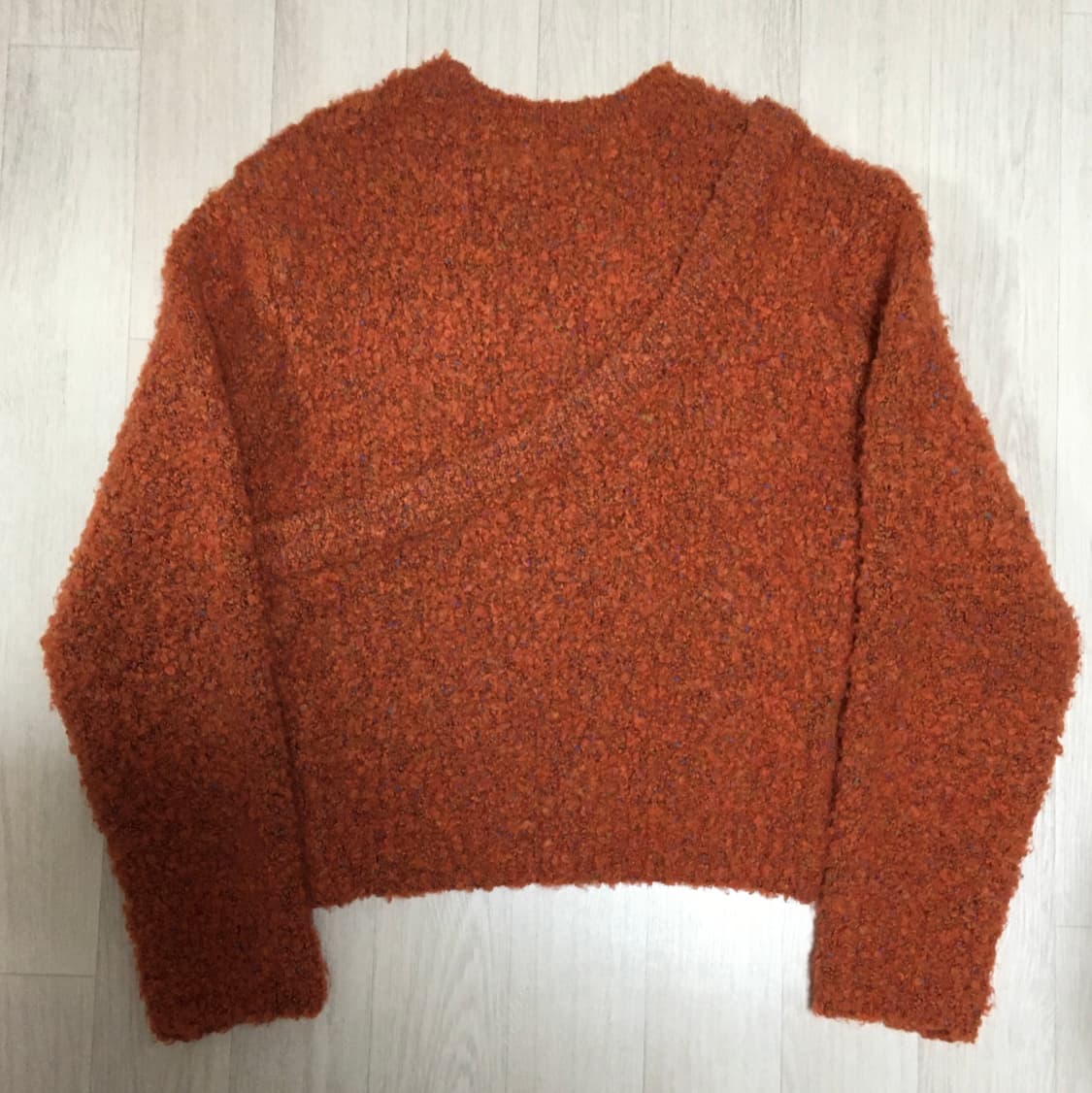 문수권세컨 비대칭 레이어드 크롭 스웨터_오렌지 브라운 상품이미지3