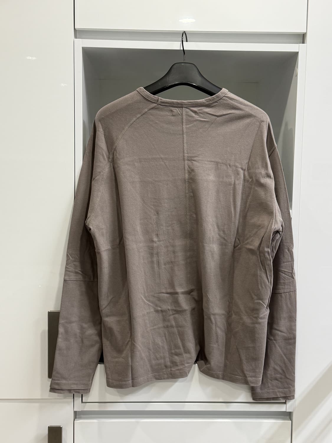해칭룸 더블 롱슬리브 로즈그레이 4사이즈 판매합니다 상품이미지2