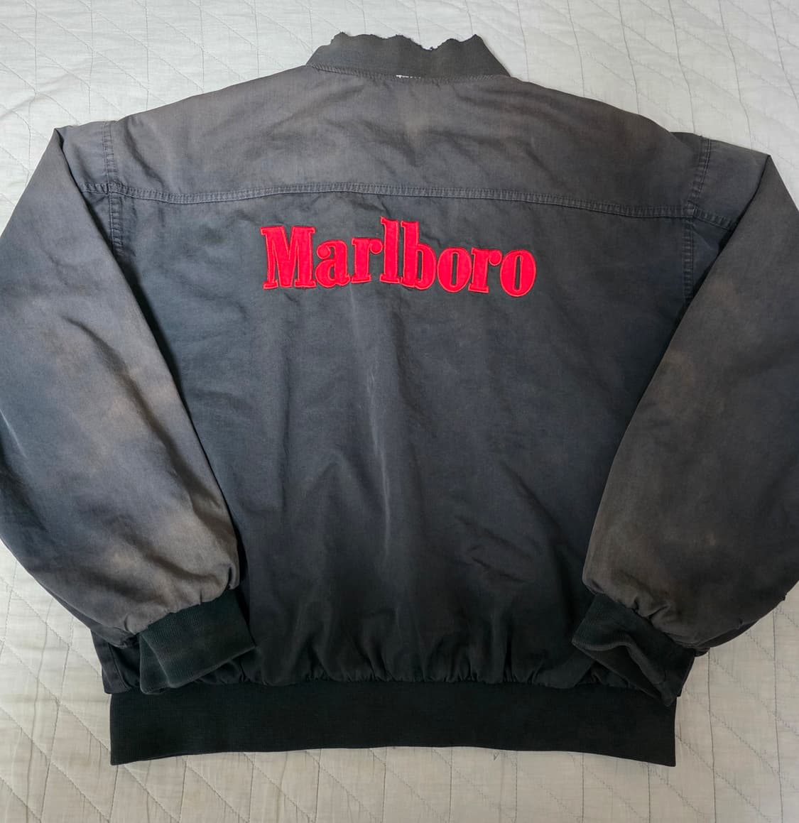 [XL] 90s 빈티지 말보로 리버시블 봄버 자켓 블랙/레드 트래쉬드 상품이미지1