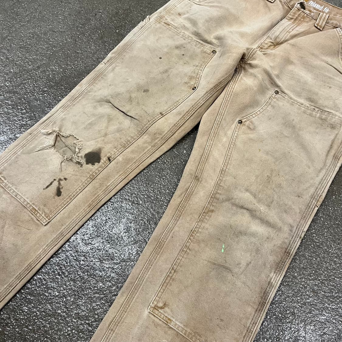 Carhartt 데미지 더블니 팬츠 (32“) 상품이미지2