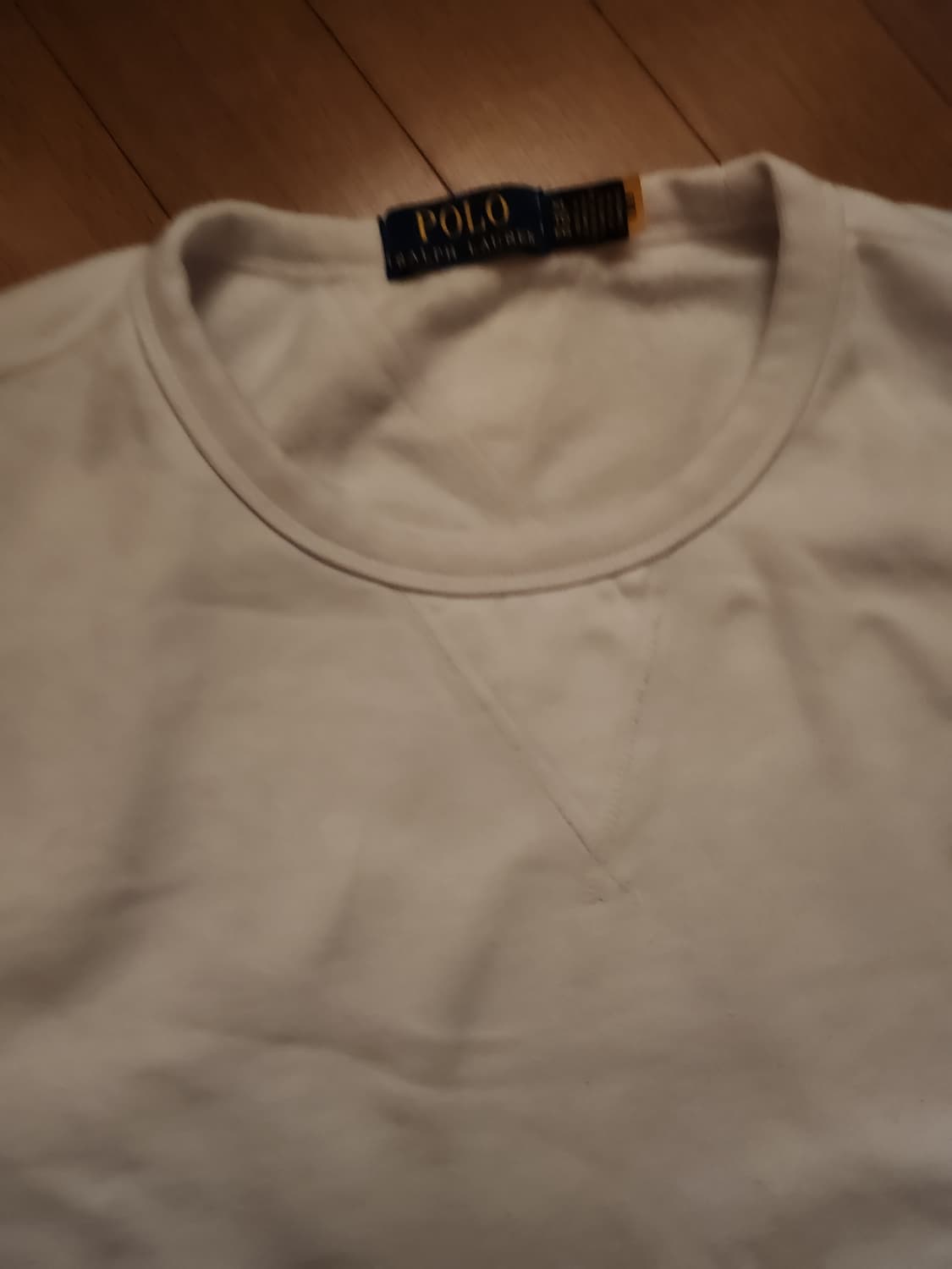 폴로 흰색 맨투맨 상품이미지3