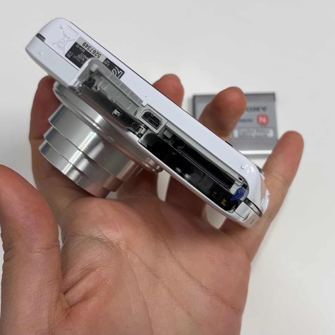 소니 사이버샷 DSC-WX80 화이트 디카 (고장/ 전시용•부품용) 상품이미지8