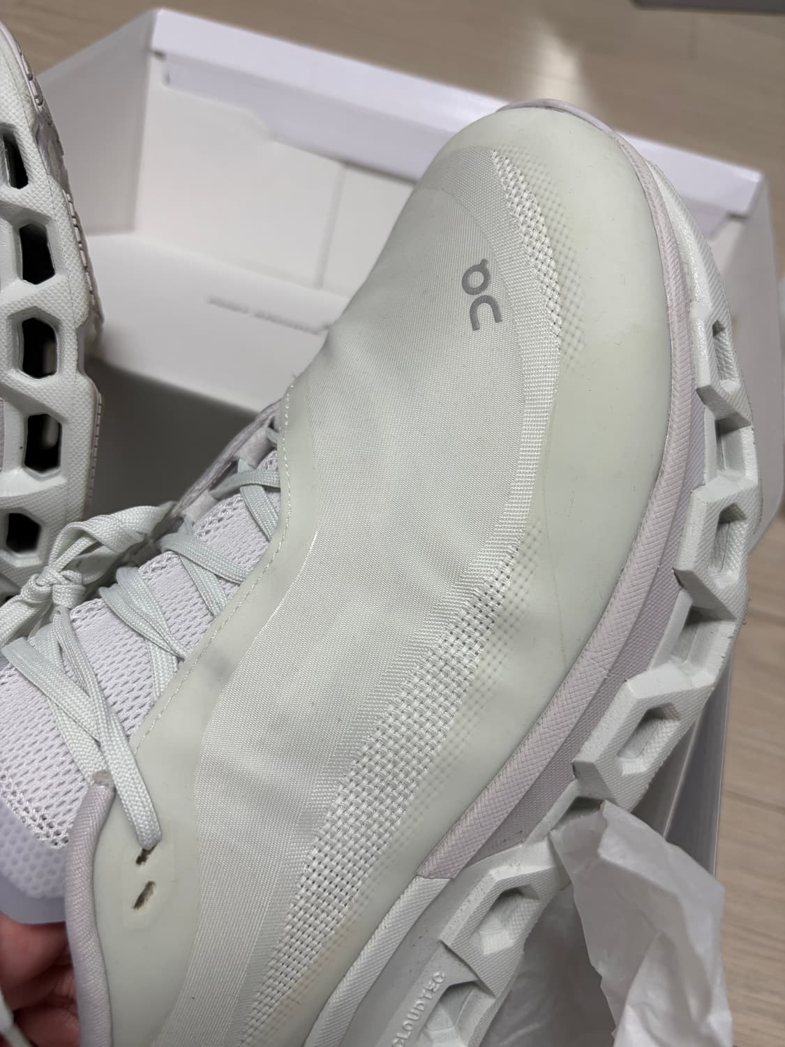 파프 x 온 러닝 클라우드몬스터 2 (베이퍼 프로스트) 상품이미지5