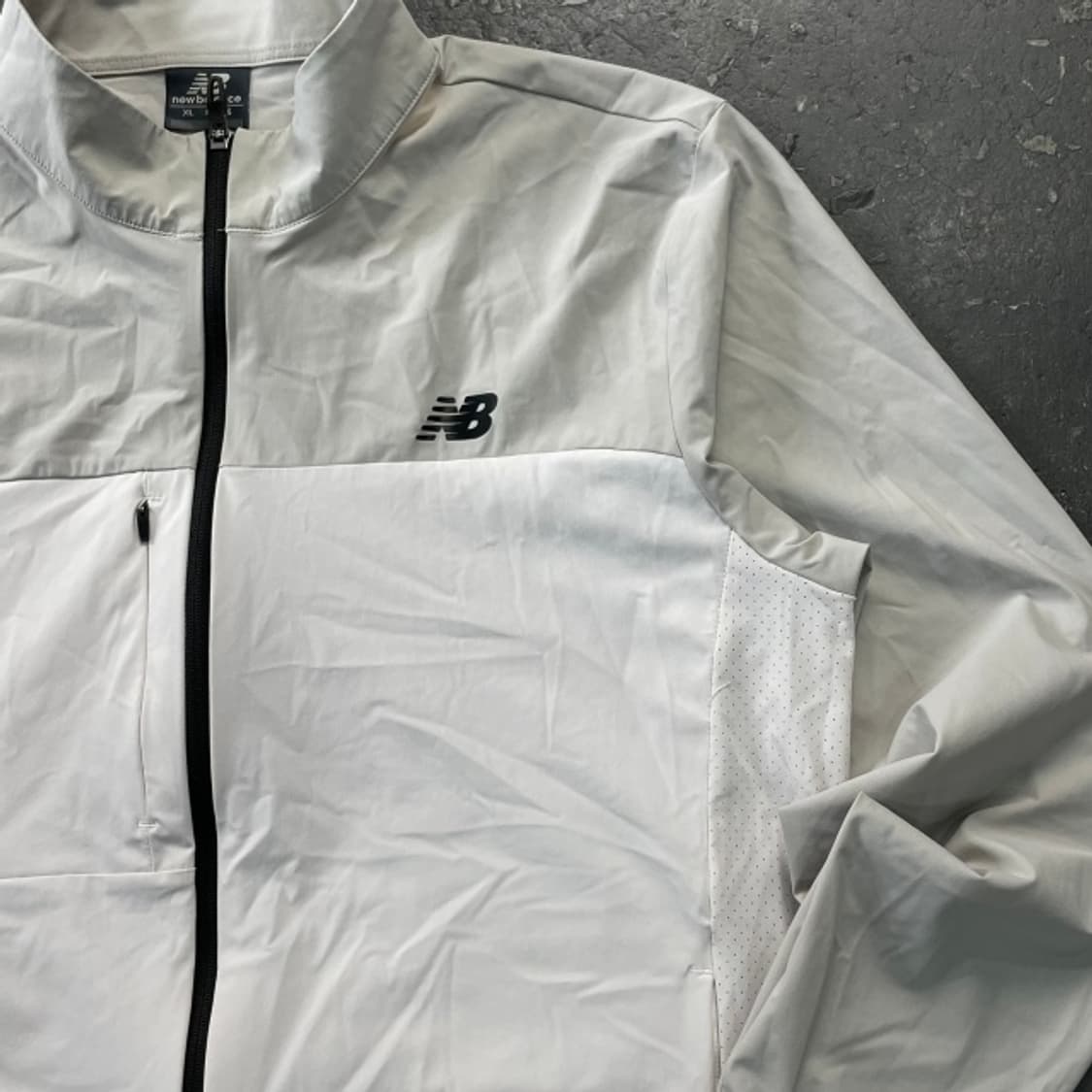 105 뉴발란스 바람막이  상품이미지2