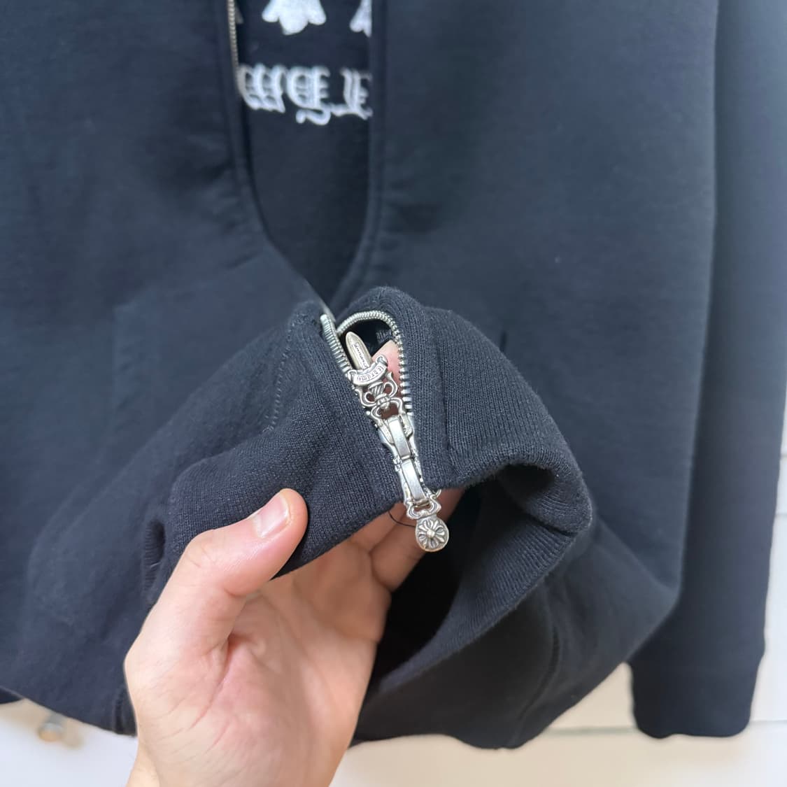 크롬하츠 세미터리 할리우드 후드집업
S사이즈  상품이미지5