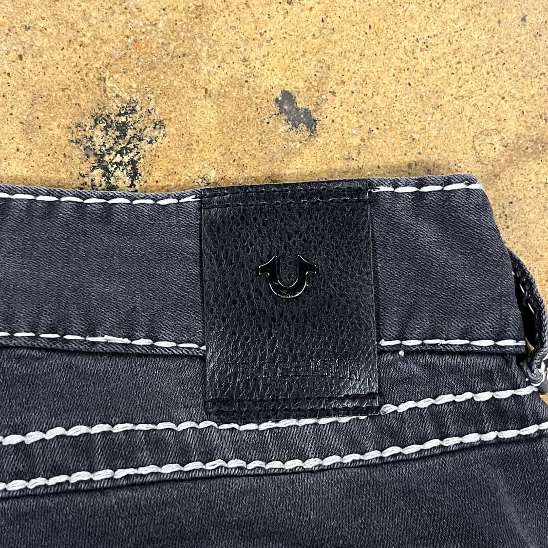 [정품/32] 트루릴리젼 블랙 워싱 데님 바지 b14 상품이미지7