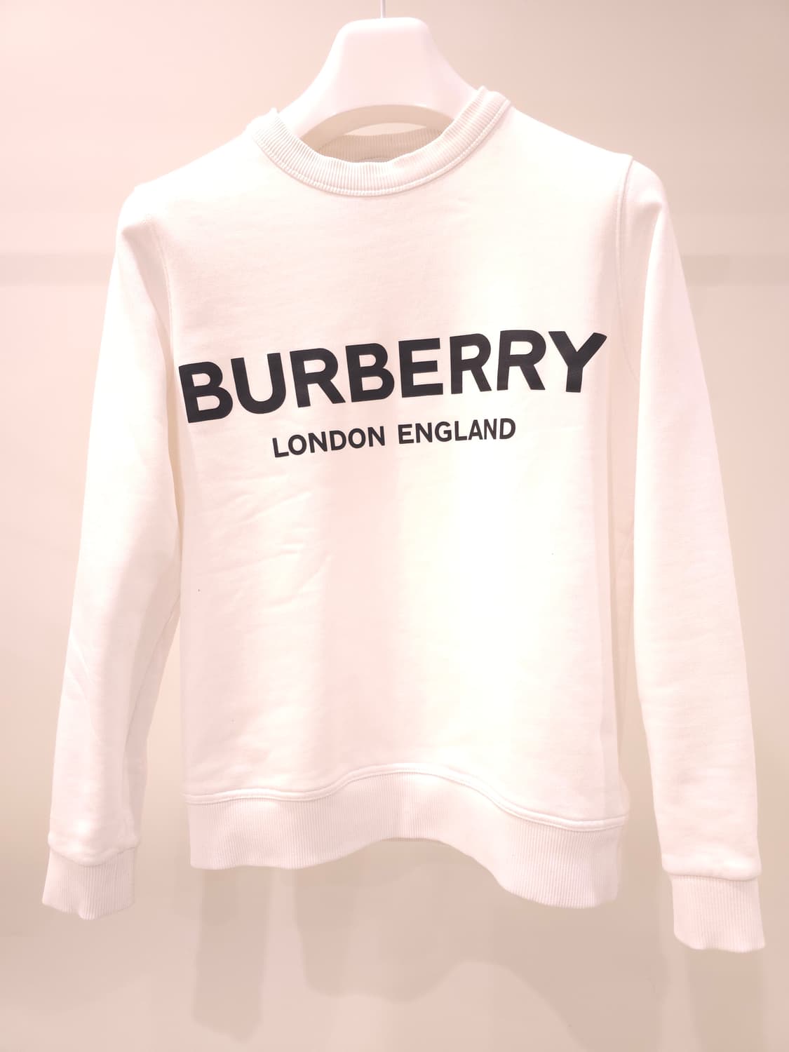 [정품/중고] 버버리 로고 맨투맨 상품이미지1