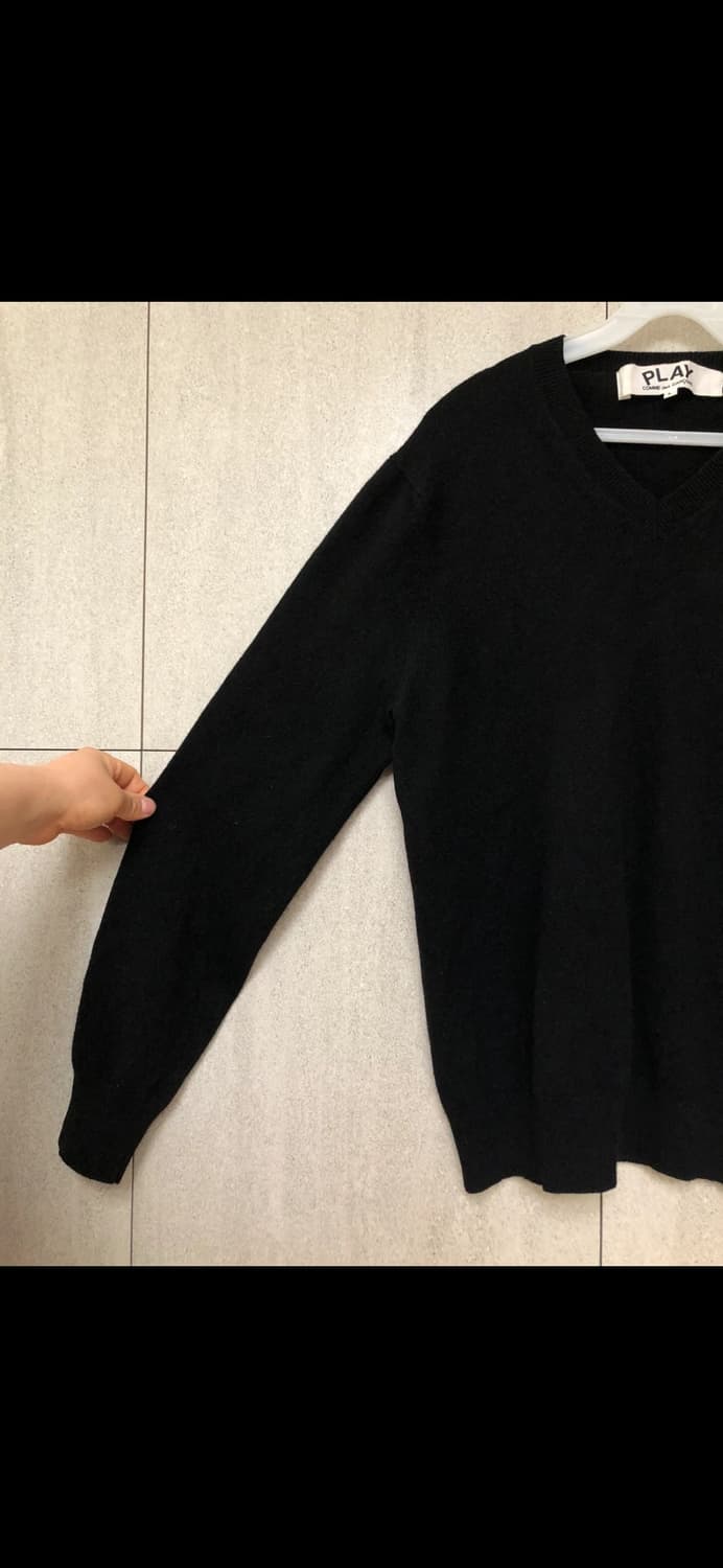 꼼데가르송 레드와펜 V넥 울니트 남성 L 상품이미지3