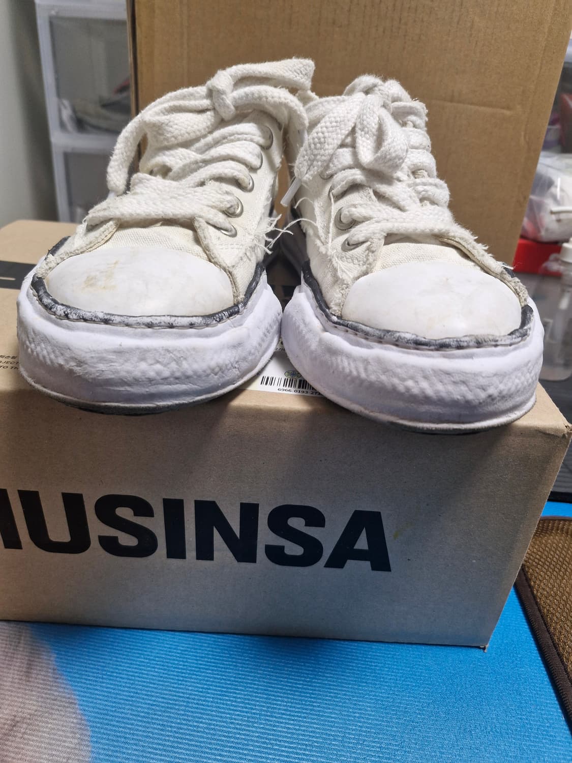 메종 미하라 야스히로 피터슨 OG 솔 캔버스 로우 스니커 화이트 상품이미지5