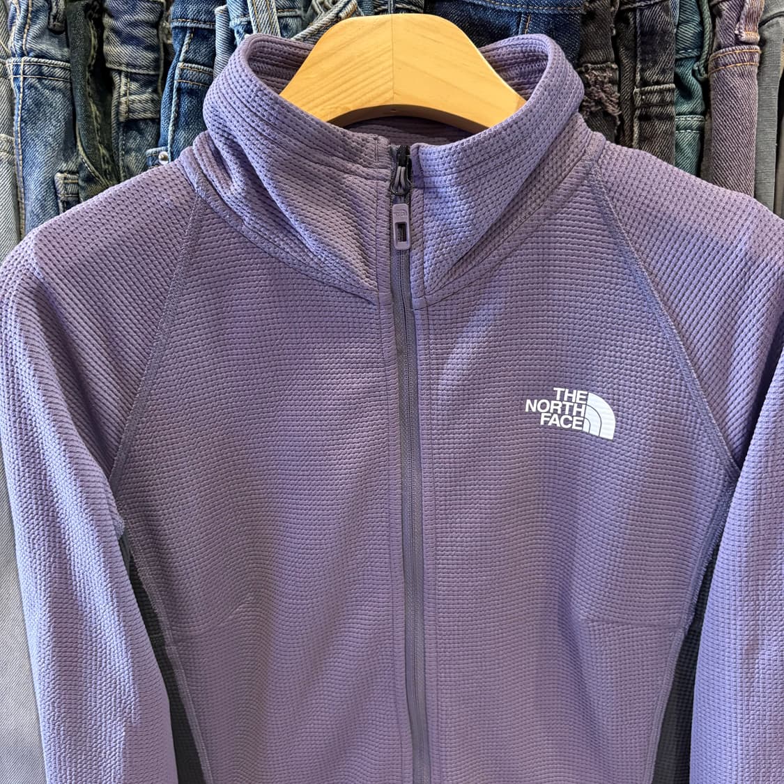 노스페이스 라벤더 그레이 미드레이어  상품이미지2