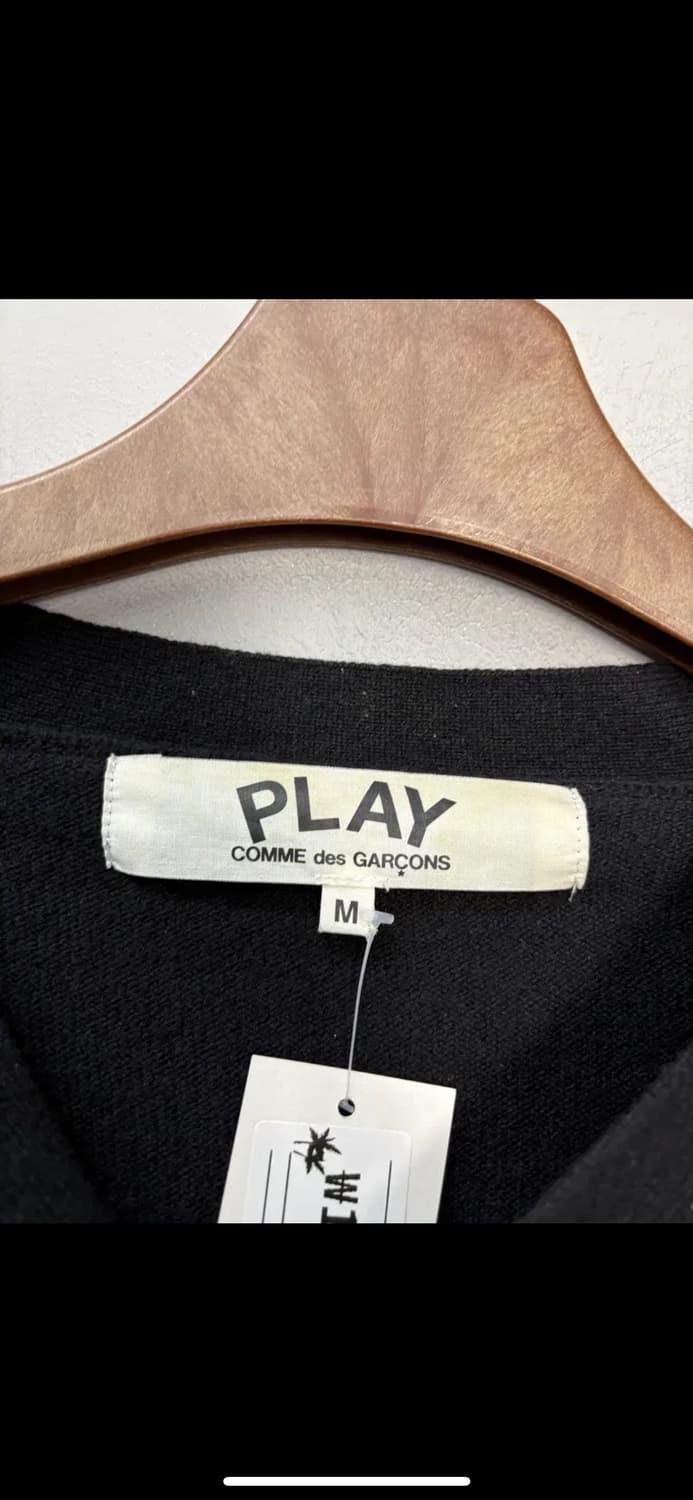 꼼데가르송플레이 블랙 레드와펜 모 가디건 H1307 상품이미지5