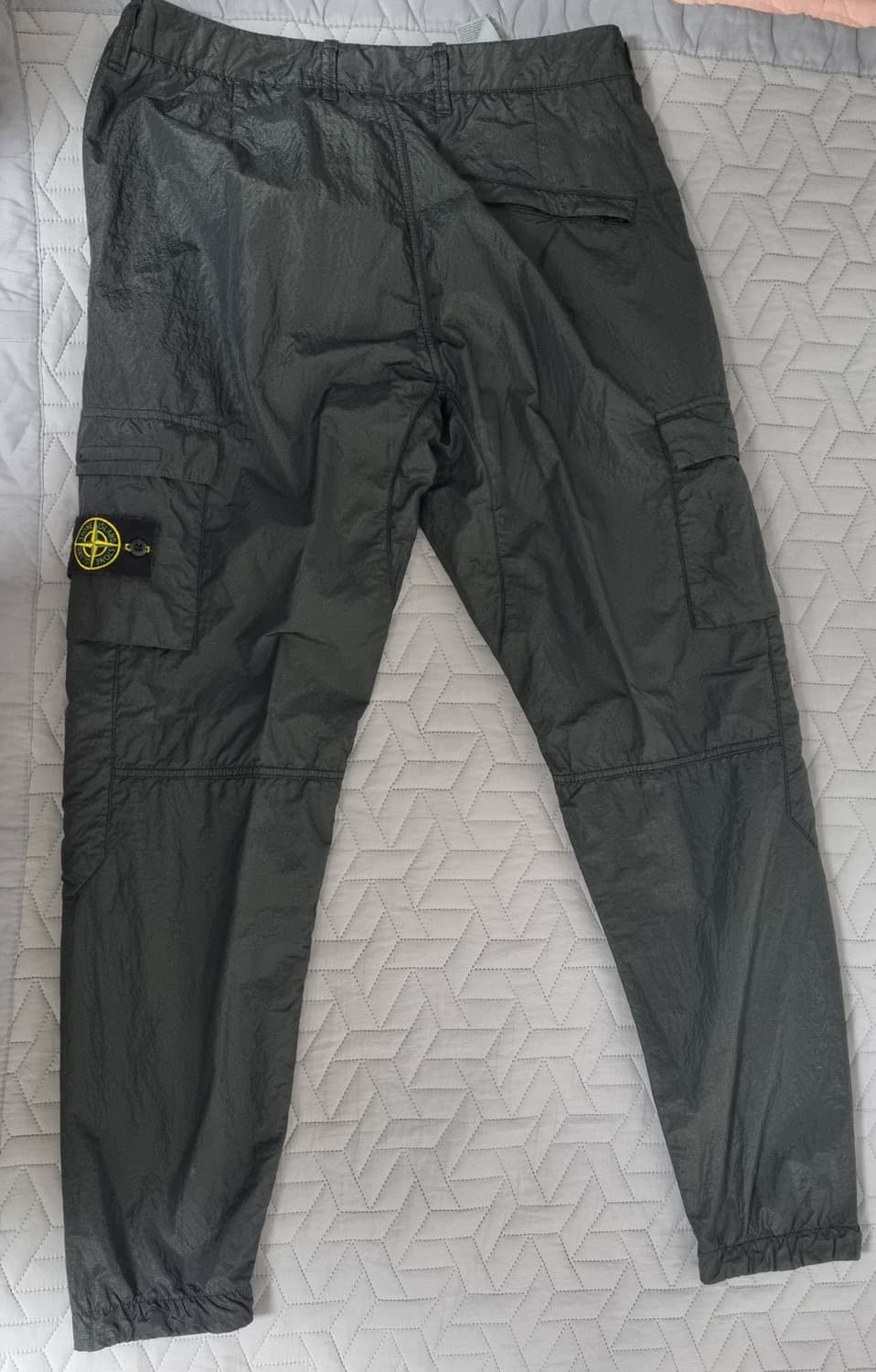 스톤 아일랜드 시어서커 팬츠 블랙 상품이미지1