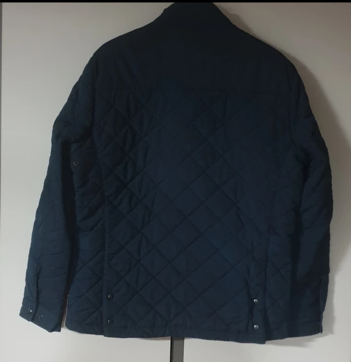 올젠 남자 경량패딩 입니다. 싸이즈는 105 상품이미지2