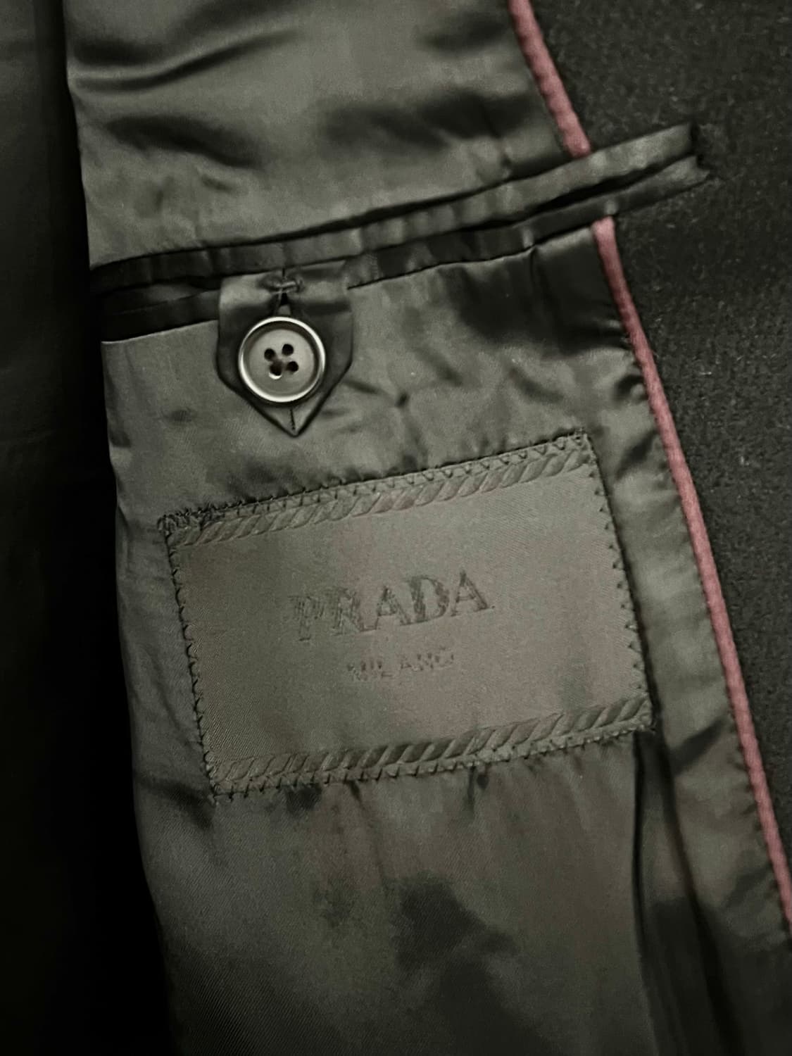 프라다 2012fw 빌런 블랙 코트 상품이미지5