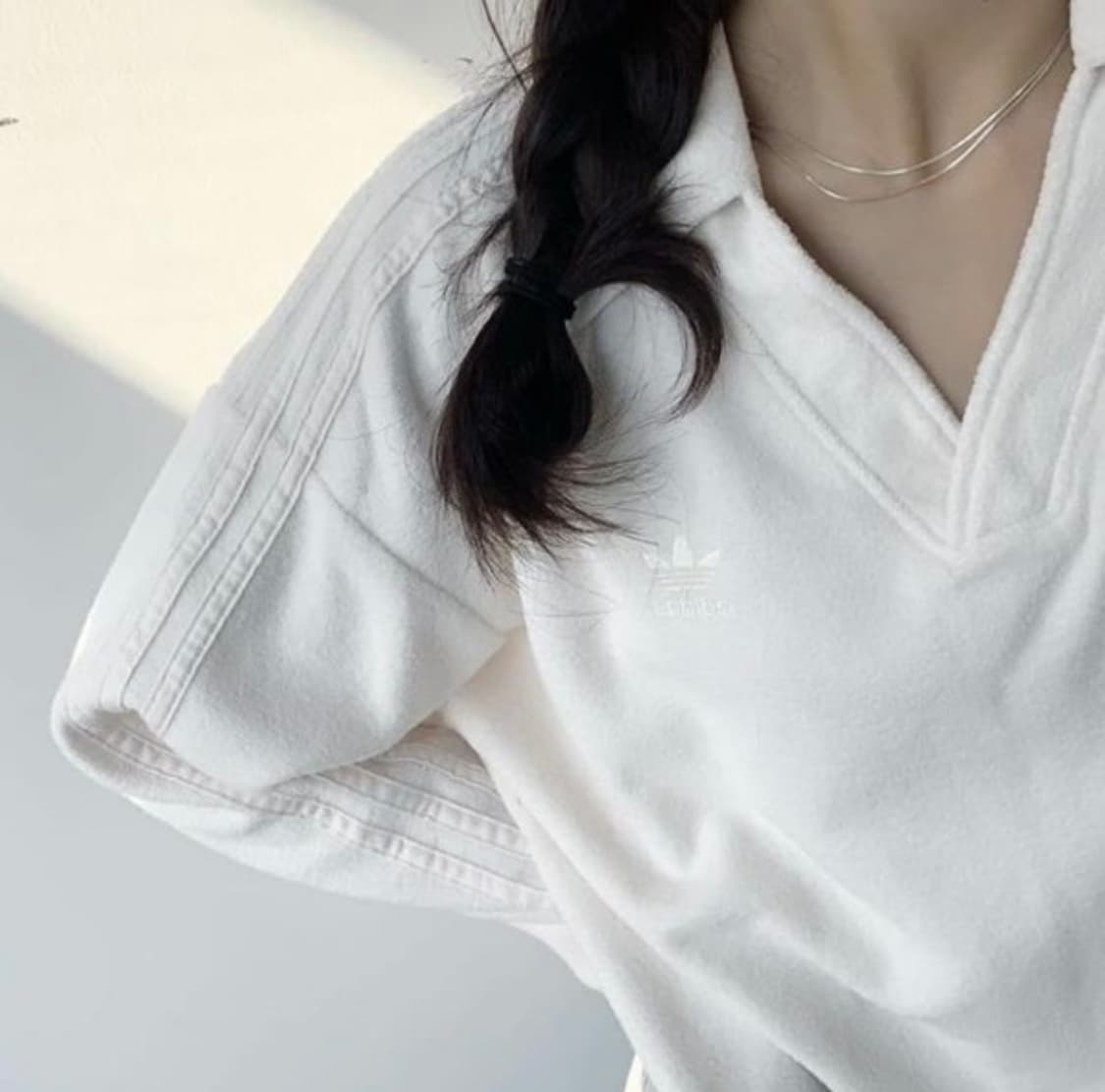 아디다스 테리 브이넥 맨투맨 상품이미지2