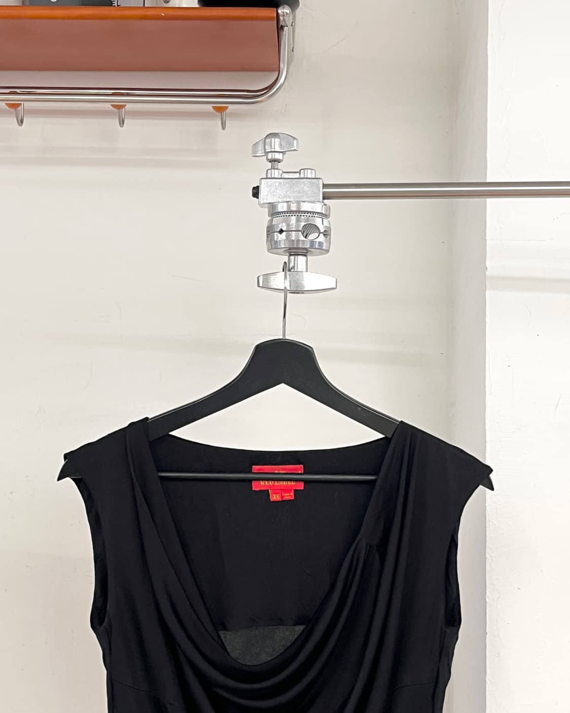 비비안 웨스트우드 레드라벨 블랙 드레이프 슬리브리스 상품이미지2