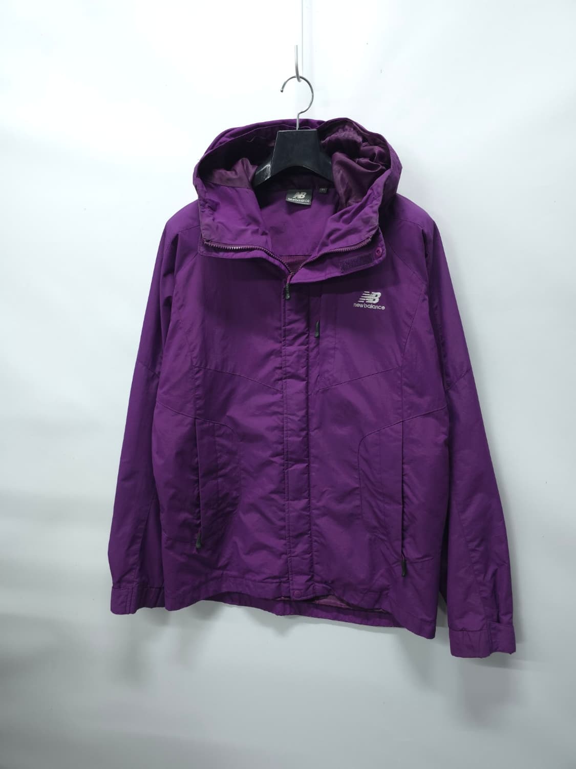 뉴발란스 바람막이 자켓 (남성95~100) 상품이미지1