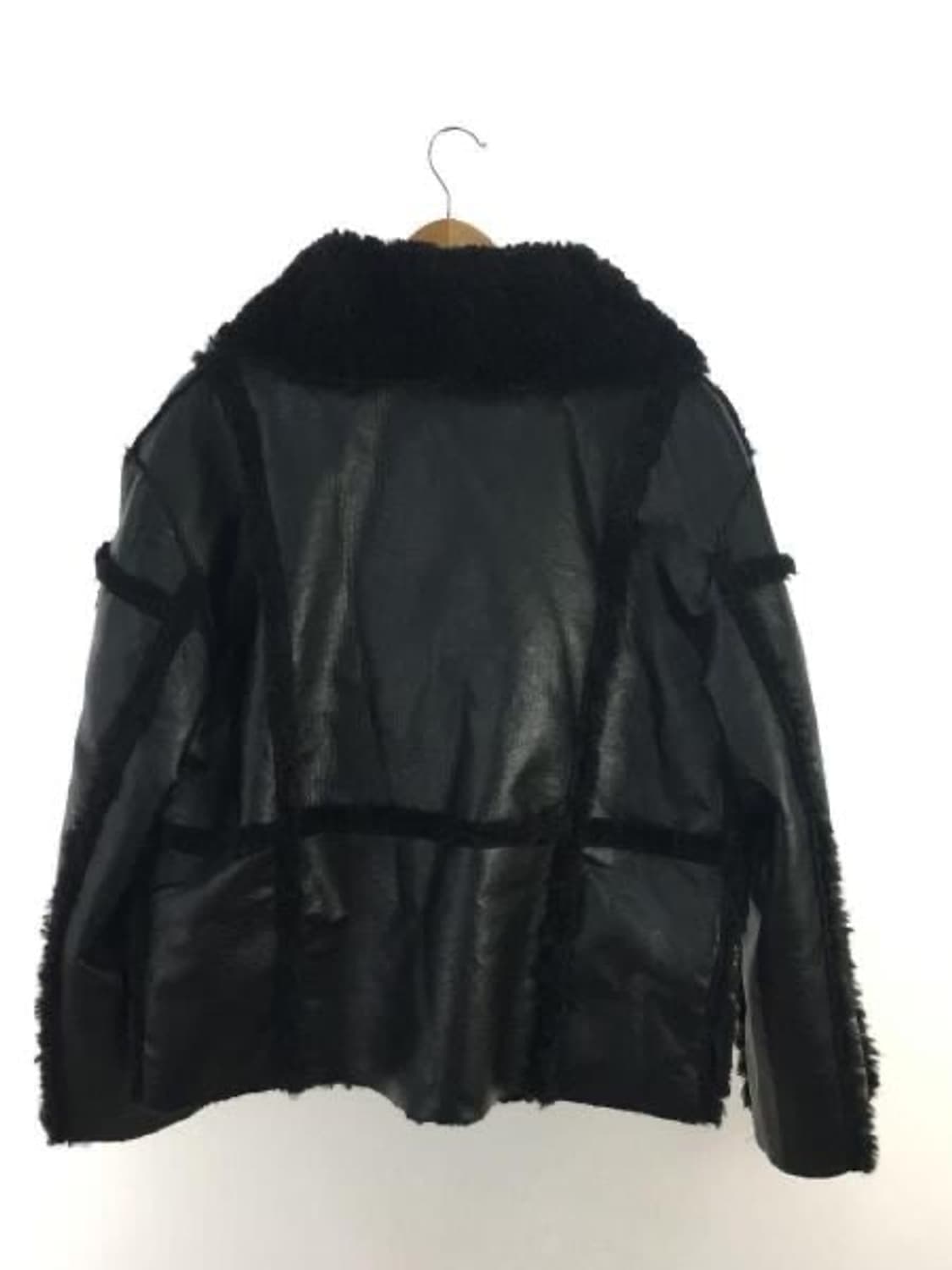 PERVERZE 퍼버즈 테디 무스탕 리버시블 퍼코트 상품이미지3