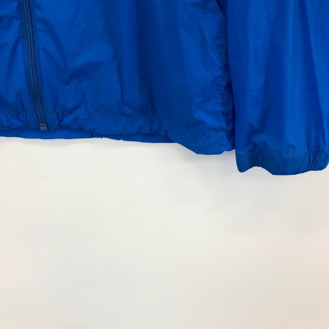 헤지스 골프 경량 우븐자켓 100 기능성 상품이미지3