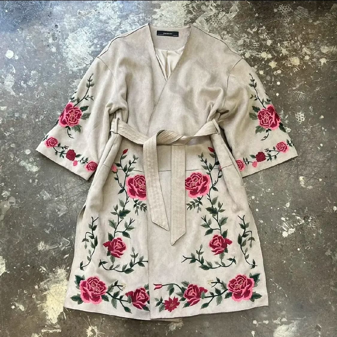 M) zara 자라 장미 자수 스웨이드 로브 코트 상품이미지3