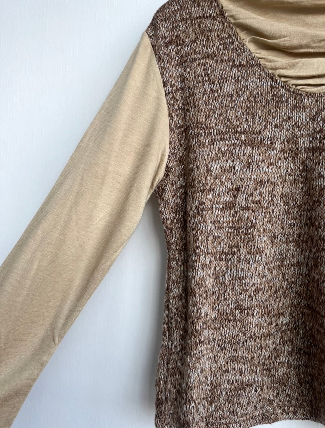 브라운 셔링 니트 티셔츠 상품이미지3