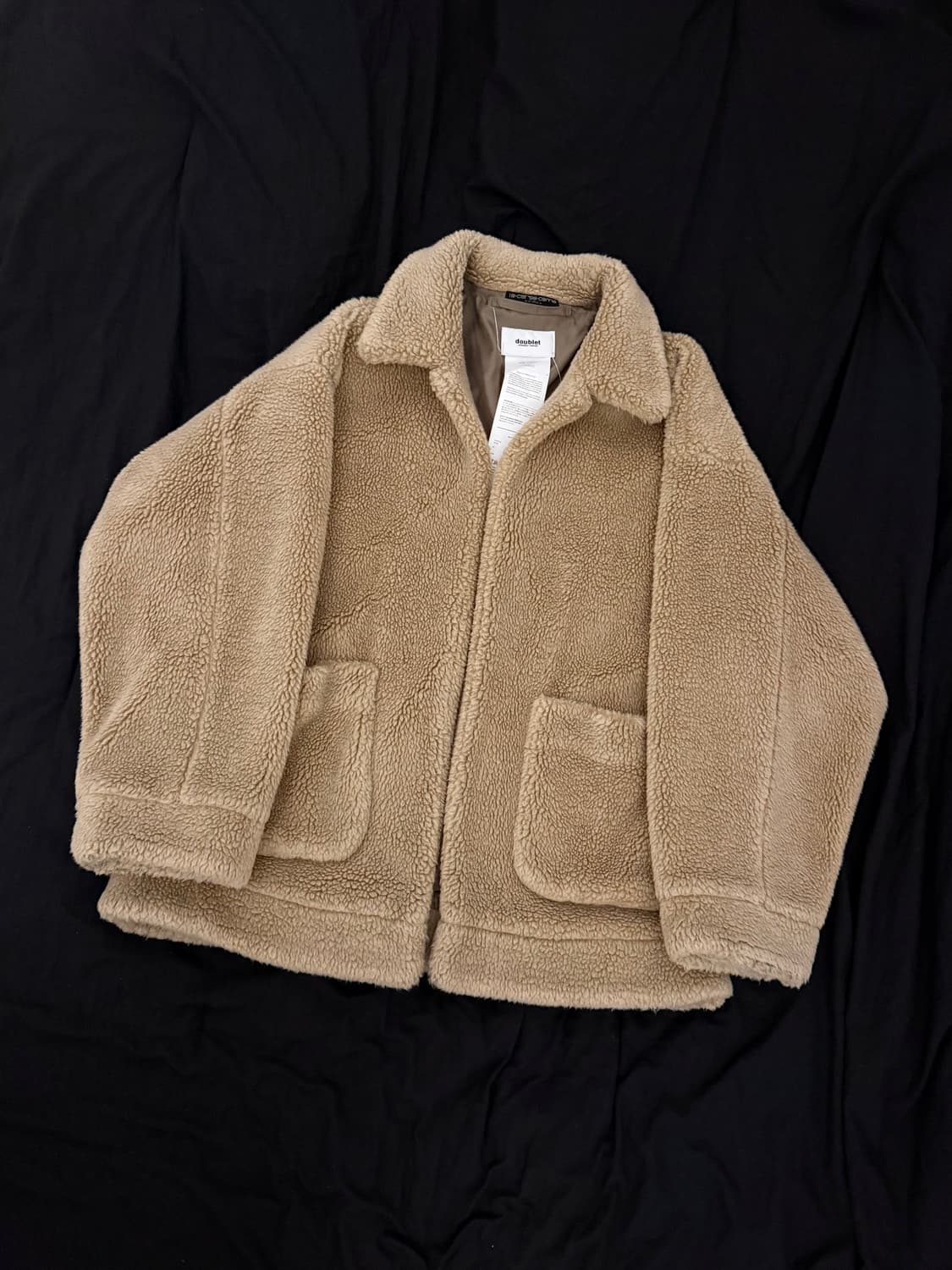 더블렛 남산 타워 페인팅 플리스 자켓 상품이미지4