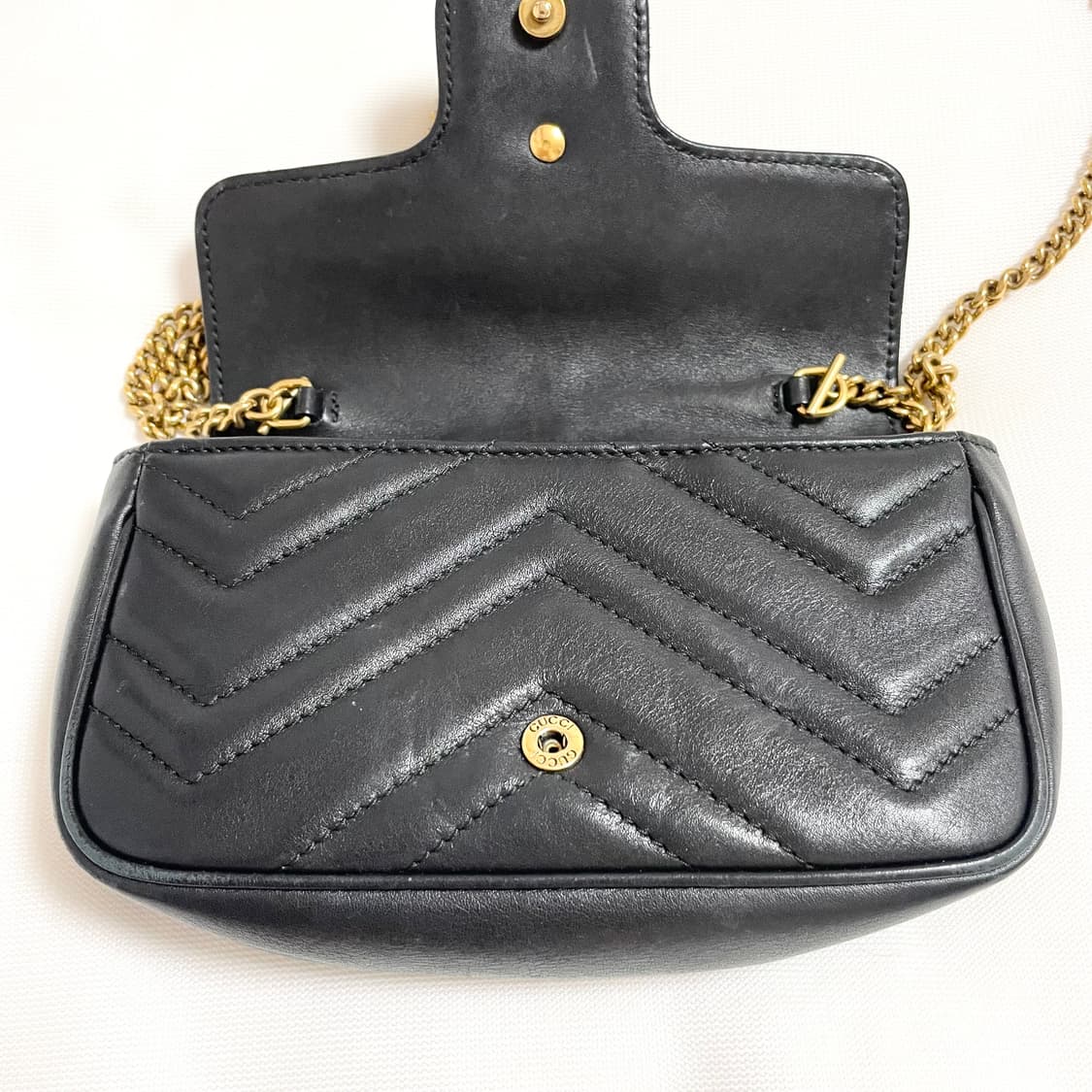 [GG 마몽] 구찌 마틀라세 가죽 수퍼 미니백 구찌 마몽 미니 체인백 상품이미지7